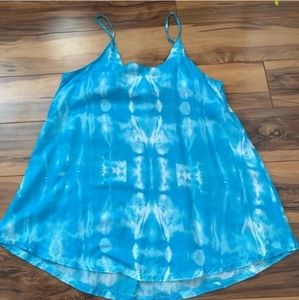 EUC🔹️Dakine ocean blue flowy tank top SZ🔹️M